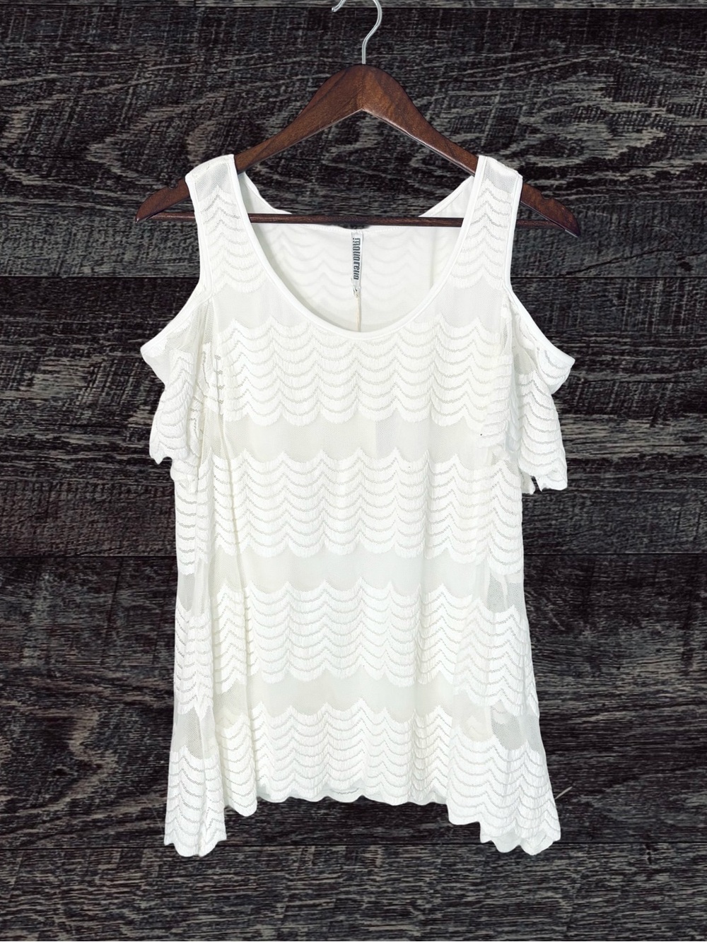 Monoreno White Asymmetrical Ruffled Blouse